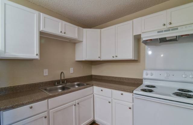 Spanish Cove photos photos