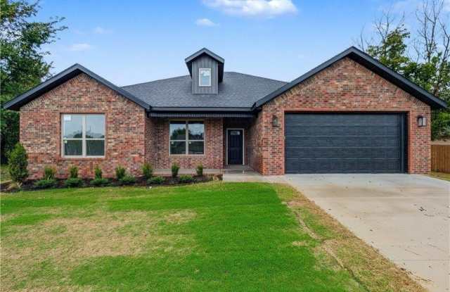 10 Olmsted Circle - 10 Olmsted Circle, Bella Vista, AR 72715