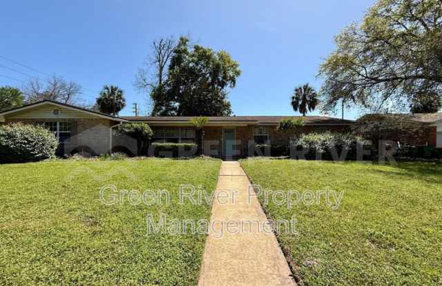 2 Fairway Rd photos photos