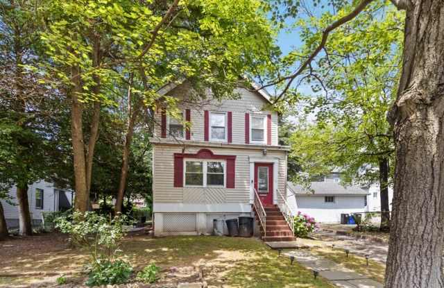 76 Forest St. photos photos