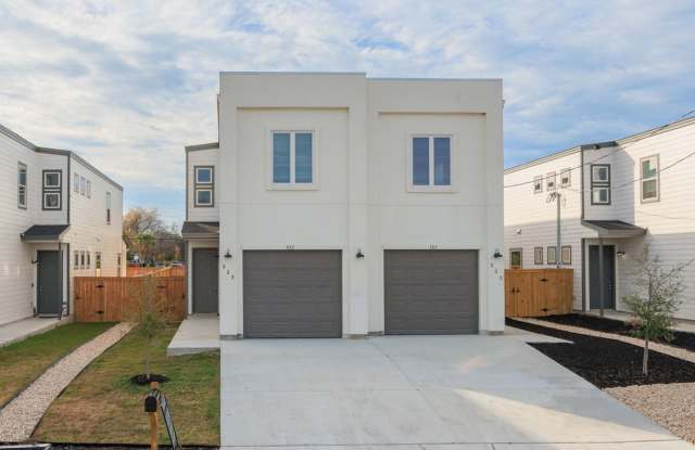 Spacious and Modern Duplex! photos photos