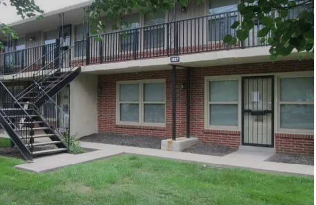 Charming 2BR Condo in Bashford Manor photos photos