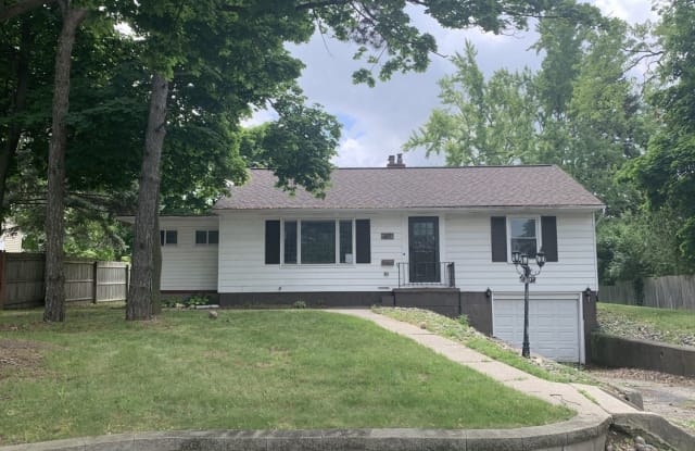 419 W. Saginaw Street - 419 West Saginaw Street, East Lansing, MI 48823