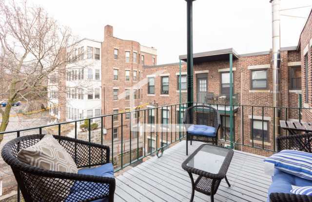 Large Sunny 4 bed with Porch photos photos