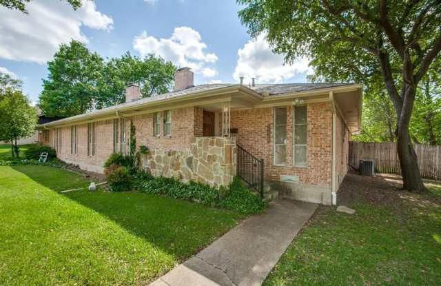 2625 Forest Grove Drive Gallery 2