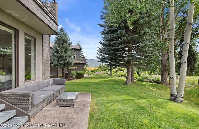 3904 Brush Creek Road Gallery 4