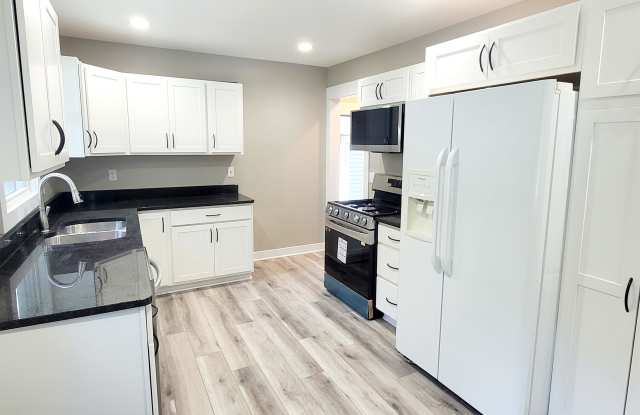 3052 Burlingame Avenue Southwest photos photos