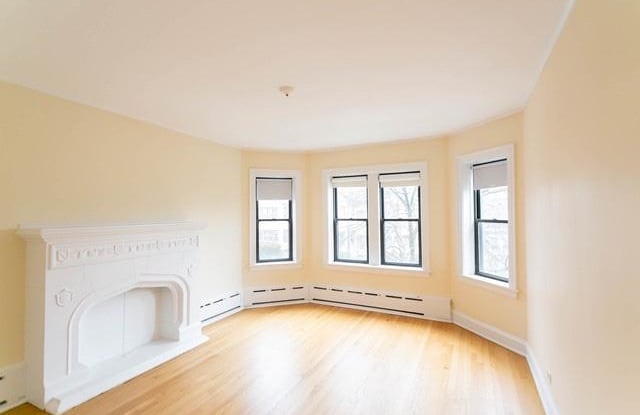 5312 West Foster Avenue - 5312 West Foster Avenue, Chicago, IL 60630