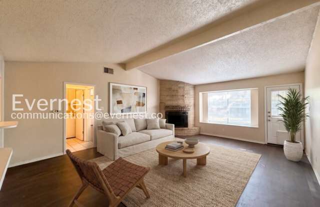 1901 Ridgetop Drive Gallery 2
