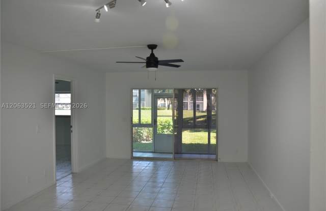 1351 SW 125th Ave Gallery 4