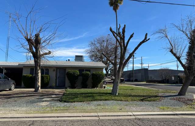 428 - 434 S Walnut Avenue Ripon - 434 South Walnut Avenue, Ripon, CA 95366