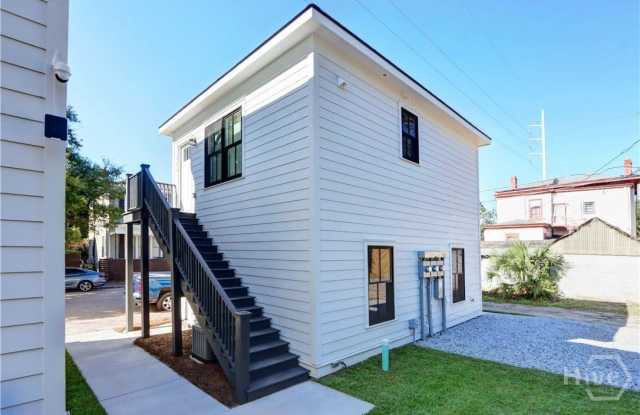 226 W 39th Street photos photos