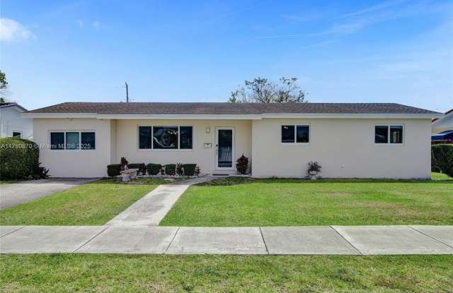 5811 SW 95th Ct photos photos