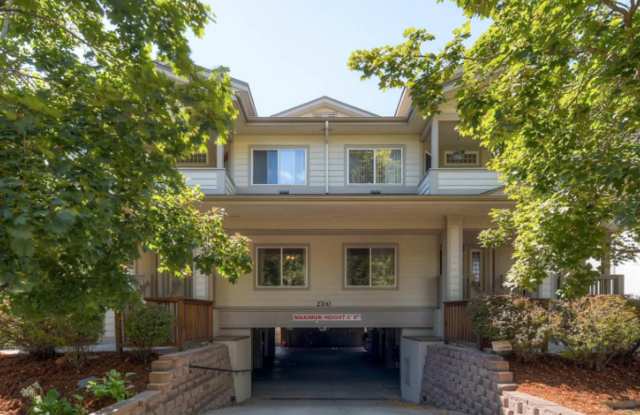 2700 Valmont Road Unit 3 Gallery 2