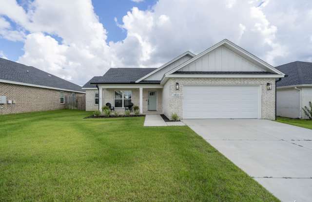 3800 Redbud Way Gallery 1