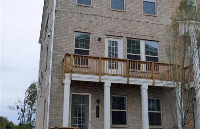 320 Beacons Place Gallery 2