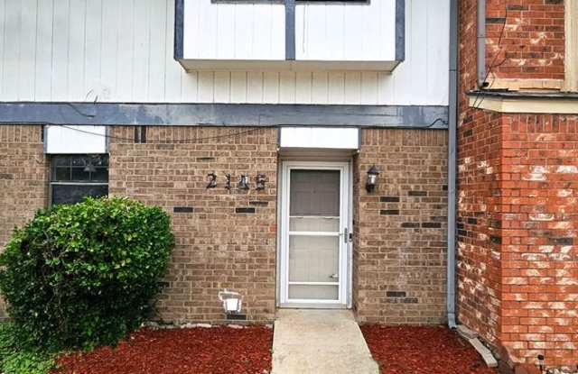 Comfortable Living in a Convenient Location photos photos