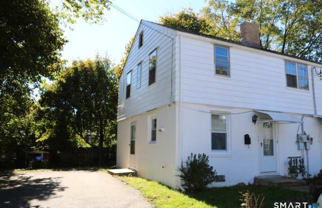 51 Alexander Drive Gallery 1