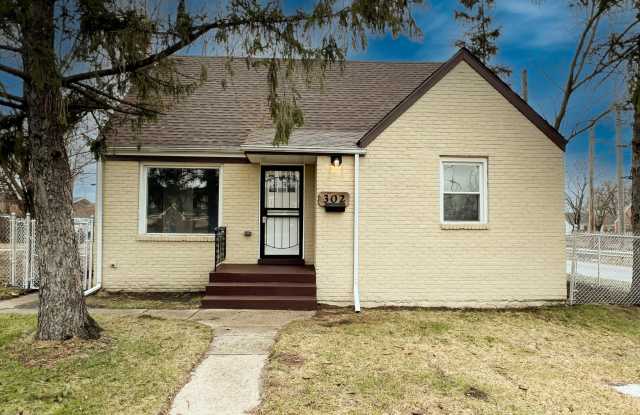 302 Mckinley Street - 302 McKinley Street, Gary, IN 46404