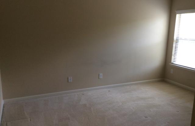 14 Landings Dr Gallery 2