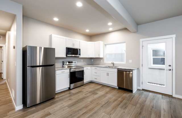 Brand-New Palomino Ranch Townhome | 3BR/2.5BA | 1,100 Sq Ft Basement | 2 Garages & Private Patio Gallery 4