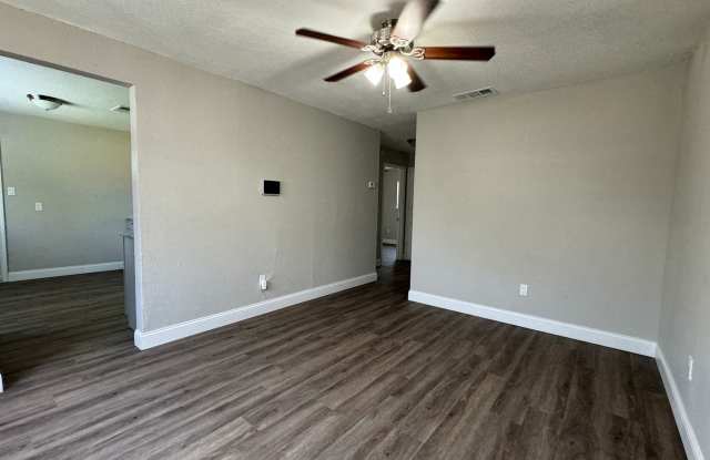 1430 NW Ozmun Gallery 4