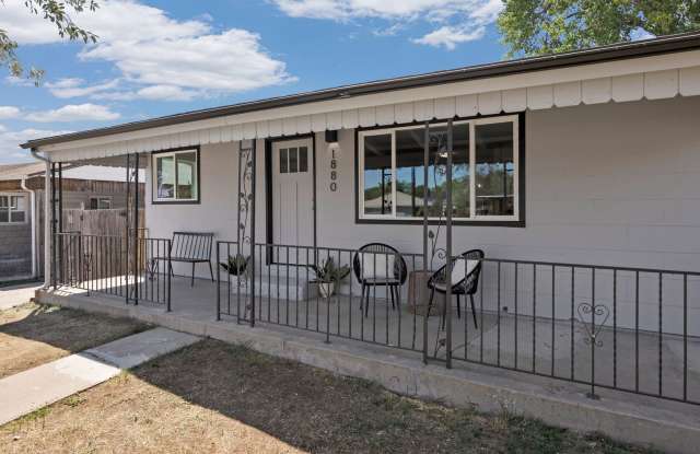 Fully Renovated Ruby Hill Ranch | Central A/C | Gated Off-Street Parking for Four photos photos