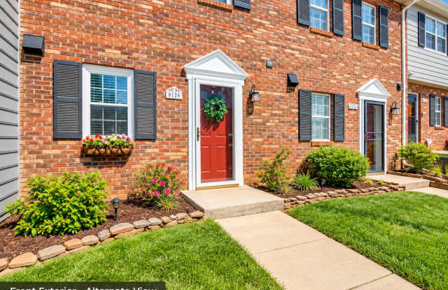Beautiful Remodeled home in South Park. Gallery 3