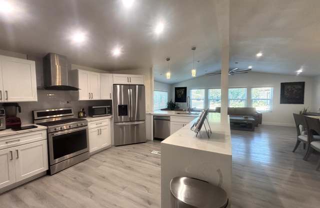 47812 Coronado Drive Gallery 1