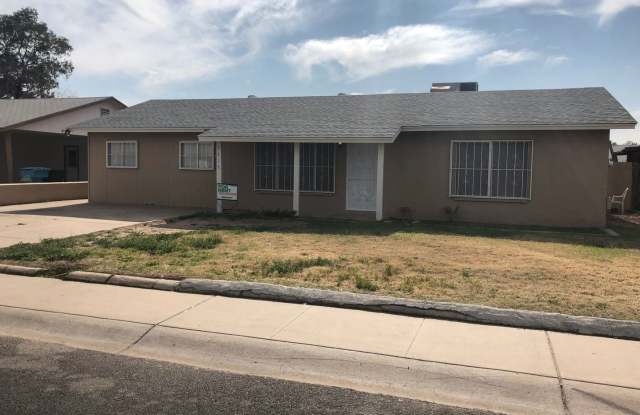 7515 W Glenrosa Ave - 7515 West Glenrosa Avenue, Phoenix, AZ 85033