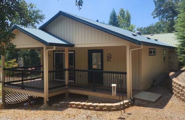 One Bedroom "Cottage" in the Woods (Partial Furnishing Optional) photos photos