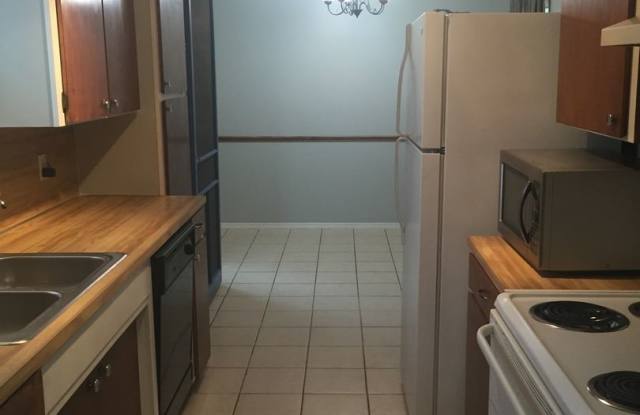 4824 Longstreet Pl. Gallery 4
