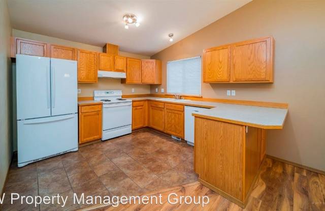 5902 106th Place NE Gallery 2