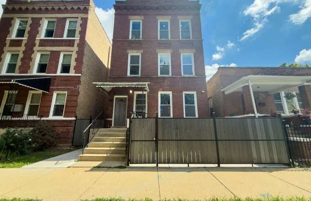 1015 N Lawndale Avenue unit: G photos photos