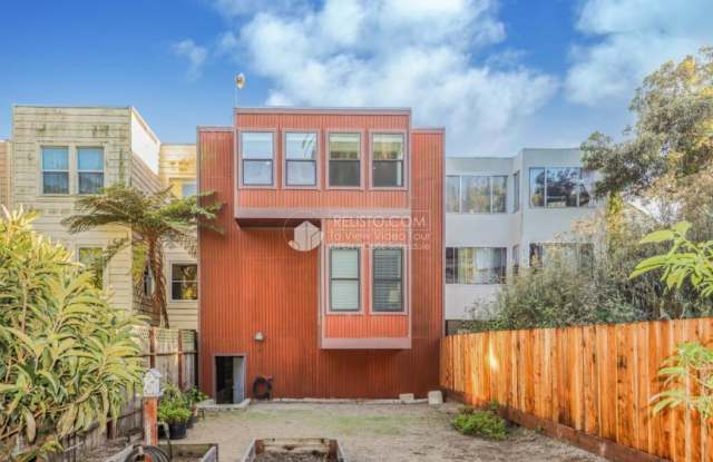 1034 Oak St. photos photos