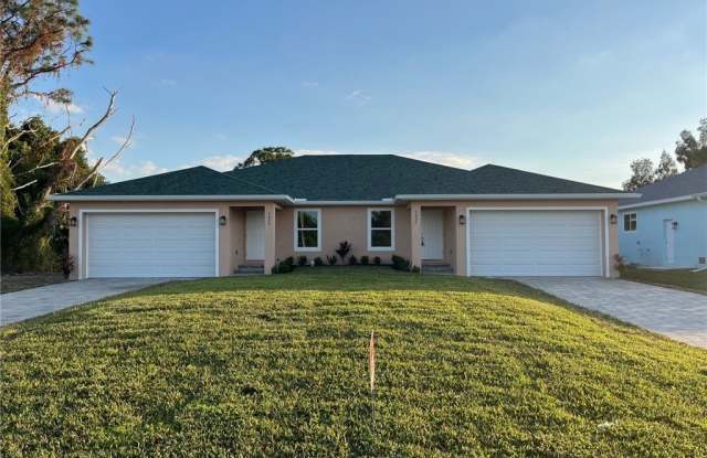 5635 Genesee Parkway - 5635 Genesee Parkway, Pine Island Center, FL 33922