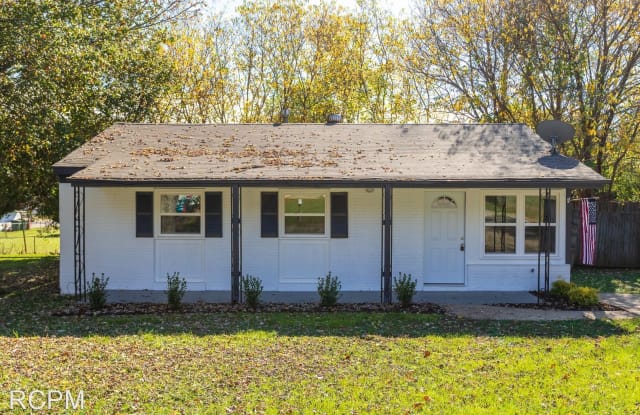 2409 Vining Avenue - 2409 Vining Avenue, Huntsville, AL 35810
