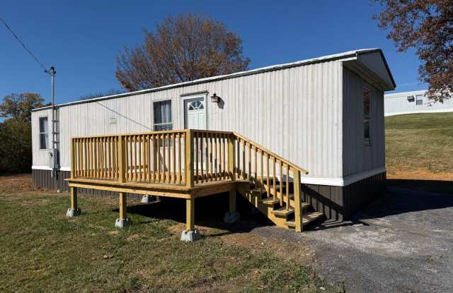 Newly remodeled 2 bedroom 1 bathroom mobile home in Greeneville, TN photos photos Newly remodeled 2 bedroom 1 bathroom mobile home in Greeneville, TN photos photos