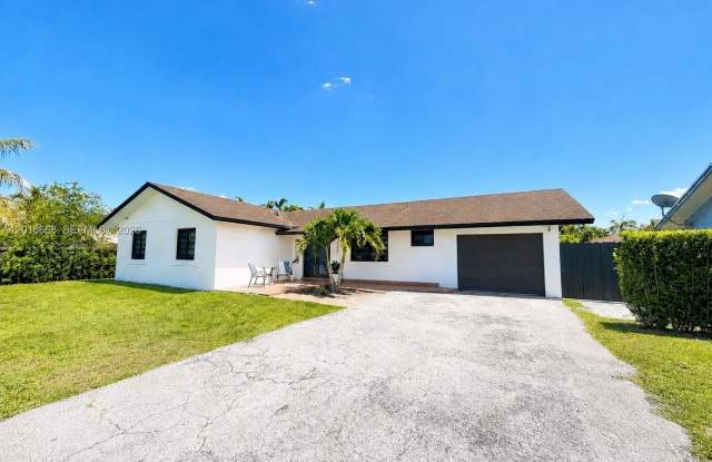 13452 SW 256th Ter photos photos