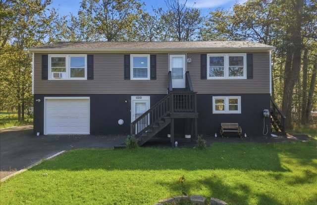 1120 Knollwood Drive Gallery 1