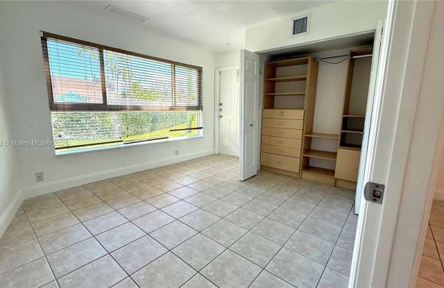 7470 Miami Lakes Dr photos photos