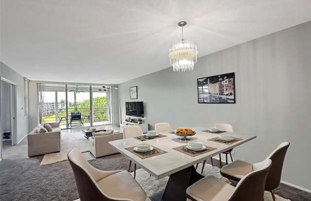 535 Oaks Dr photos photos