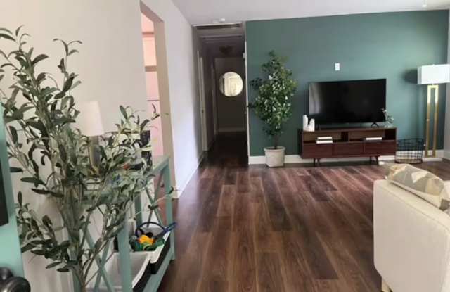 912 Mildred St photos photos