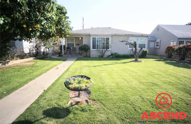 Stunning Home in Downtown Area! Gallery 1