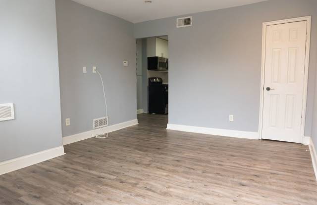 H St/Kingman Park- 1 bedroom apartment Gallery 4