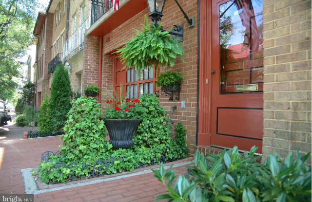 122 PRINCESS STREET - 122 Princess Street, Alexandria, VA 22314