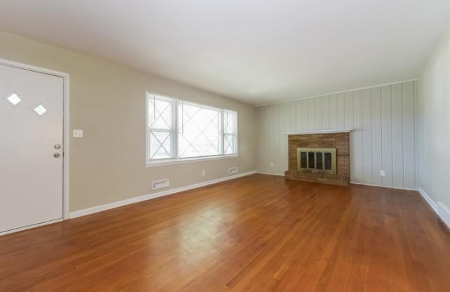 7713 Crescent Avenue Gallery 4