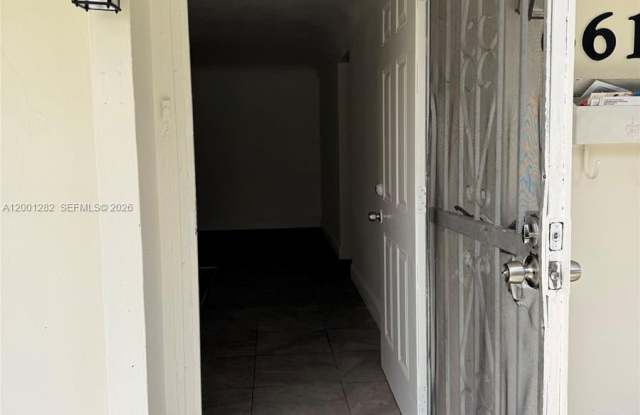 6613 Evergreen Dr photos photos