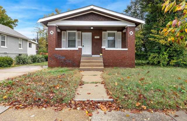 7015 Julian Avenue - 7015 Julian Avenue, University City, MO 63130