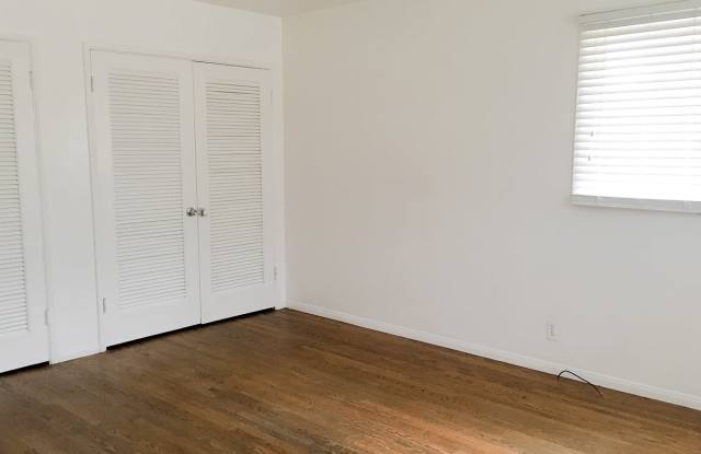 5567 Mary Lane Dr Gallery 3